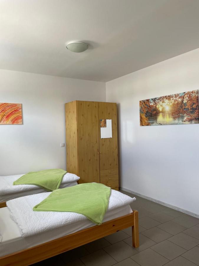 Triptis Twt Motel מראה חיצוני תמונה